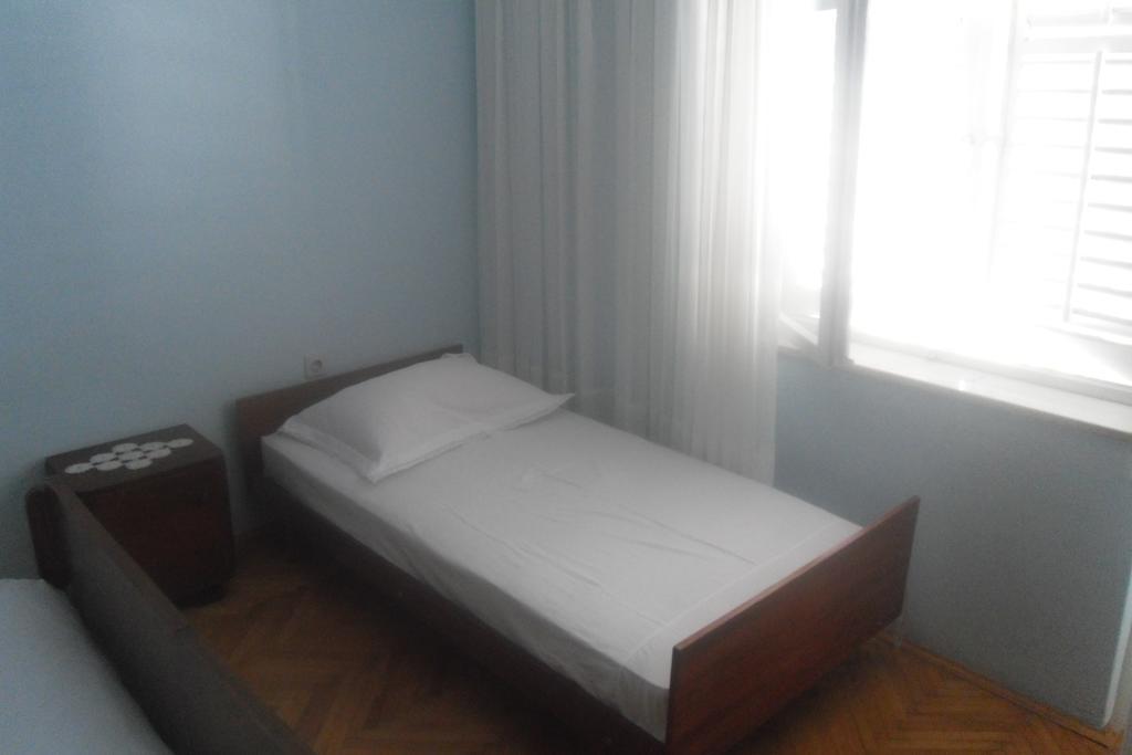 Hostel Guesthouse Mira Omiš Zimmer foto
