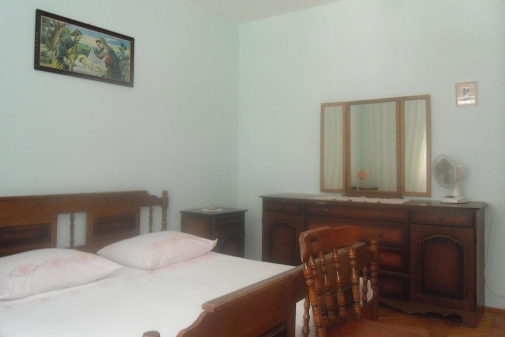 Hostel Guesthouse Mira Omiš Zimmer foto